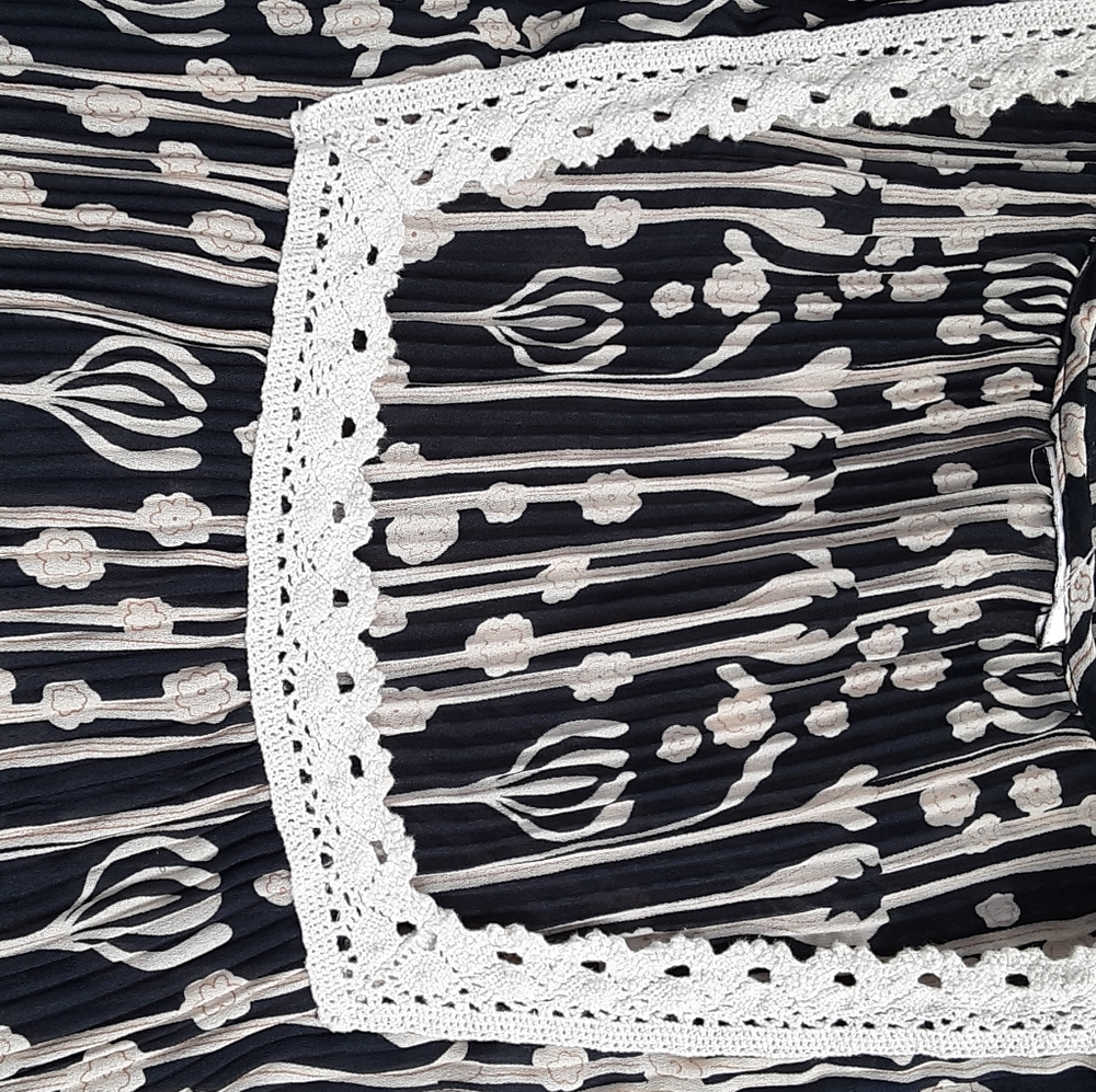 Blouse - Picture 4 of 4